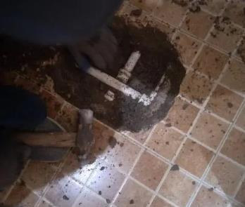 海西卫生间漏水维修公司为您分享下卫生间渗水如何处理及注意事项